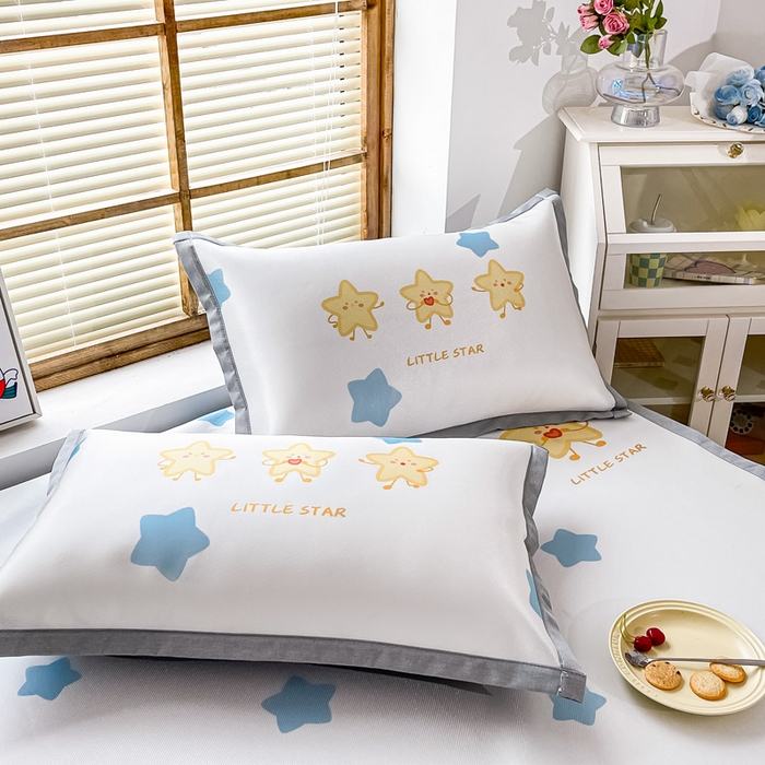 91家纺网 家纺一手货源 找家纺 栩裕纺织 2025款数码印花1200D碳光牛奶冰丝凉席 晚安啦