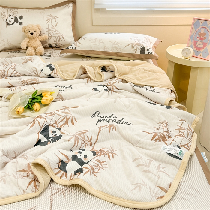 91家纺网 家纺一手货源 找家纺 沐慕 2024新款小清新华夫格印花冰藤夏被四件套 华夫格-竹子熊猫棕