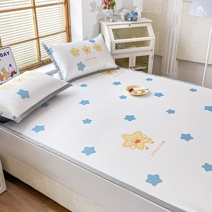 91家纺网 家纺一手货源 找家纺 栩裕纺织 2025款数码印花1200D碳光牛奶冰丝凉席 晚安啦