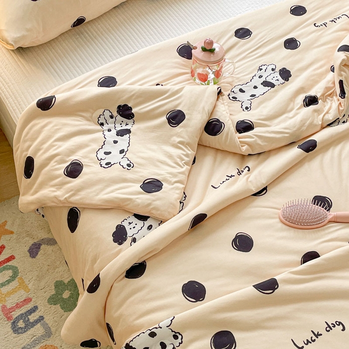 91家纺网 家纺一手货源 找家纺 沐慕 2024新款小清新加厚亲肤针织棉夏被 波点狗