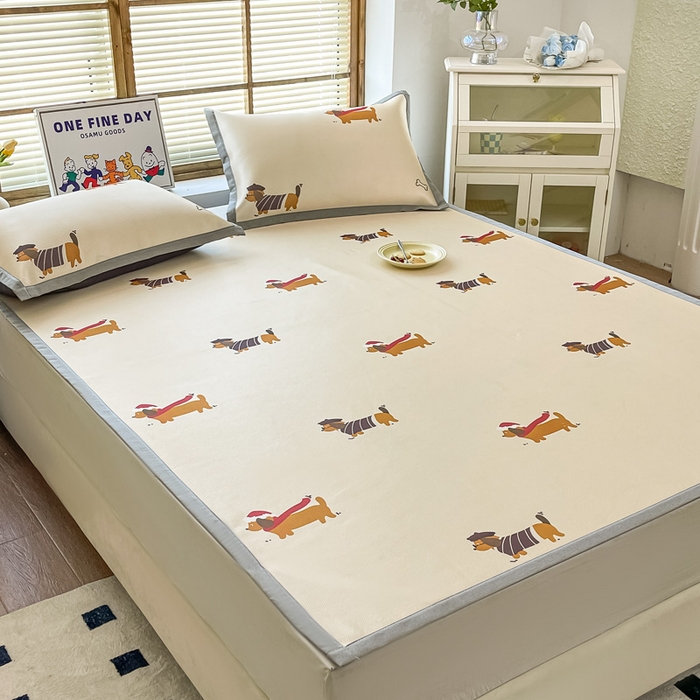 91家纺网 家纺一手货源 找家纺 栩裕纺织 2024新款数码印花1200D碳光牛奶冰丝席 条纹狗