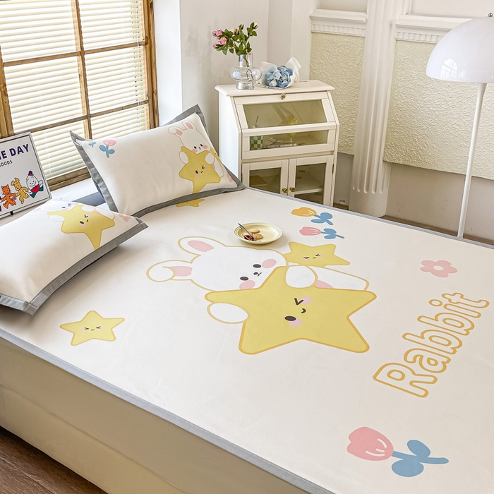 91家纺网 家纺一手货源 找家纺 栩裕纺织 2024新款数码印花1200D碳光牛奶冰丝席 晚安小兔