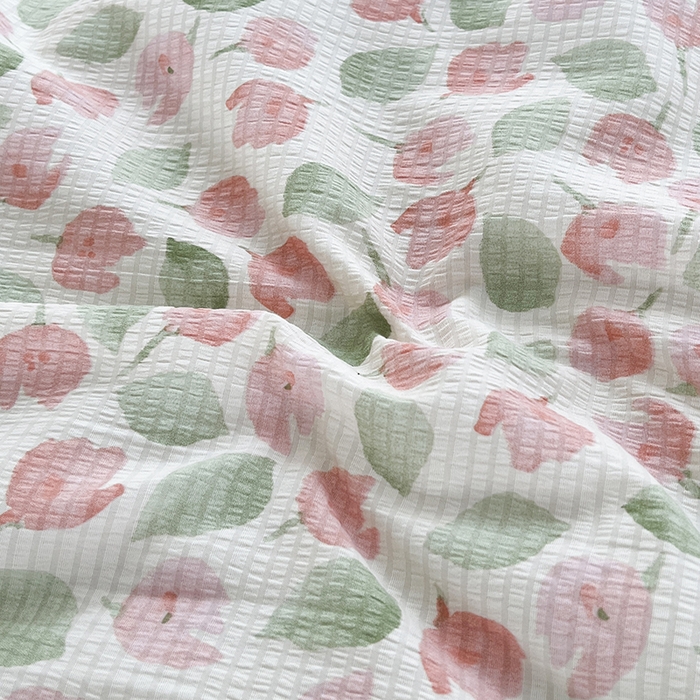 91家纺网 家纺一手货源 找家纺 富之航 2024新款时尚舒适泡泡棉夏被四件套樱花