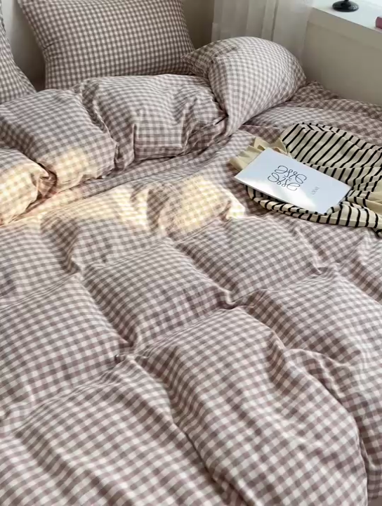 91家纺网 家纺一手货源 找家纺 大柏树 2025新款A类色织全棉水洗棉单品系列-四件套 米小格