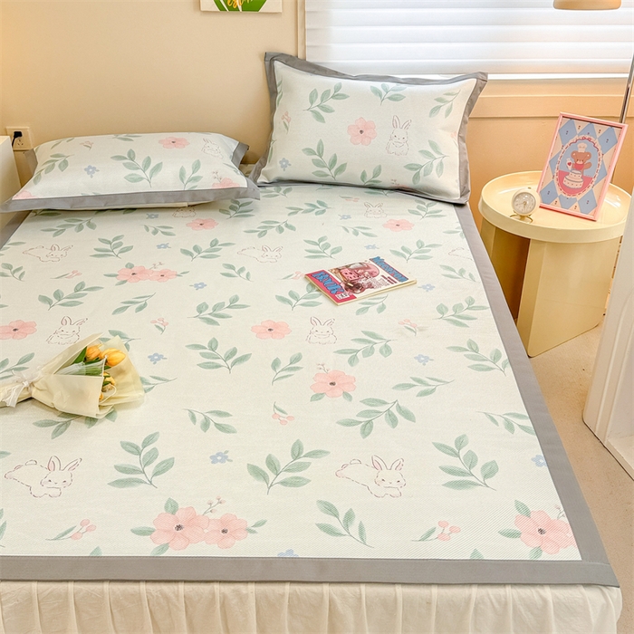 91家纺网 家纺一手货源 找家纺 沐慕 2024新款小清新印花冰藤席空调席系列 冰藤-莫妮卡