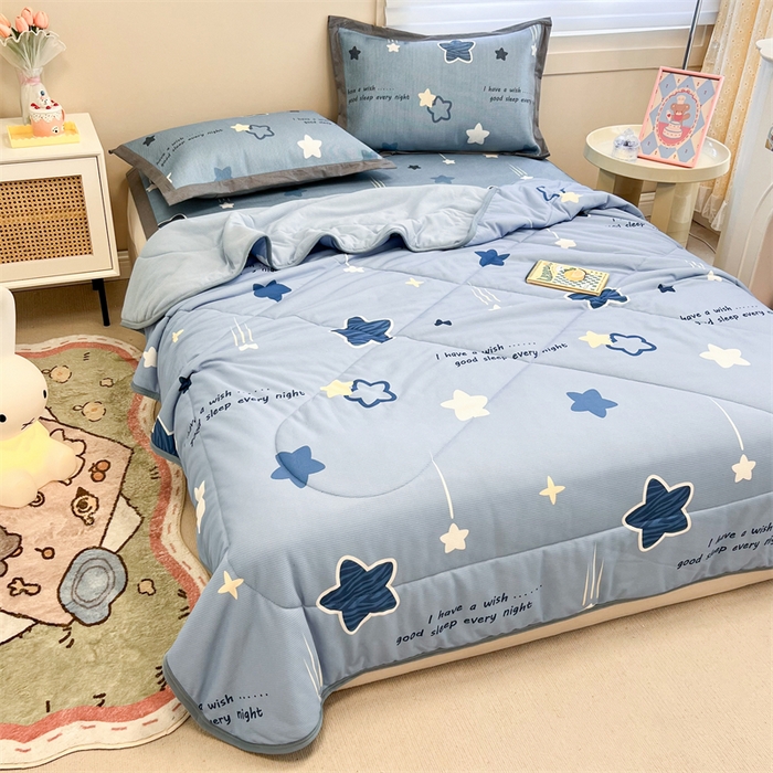 91家纺网 家纺一手货源 找家纺 沐慕 2024新款小清新华夫格印花冰藤夏被四件套 华夫格-星星点点