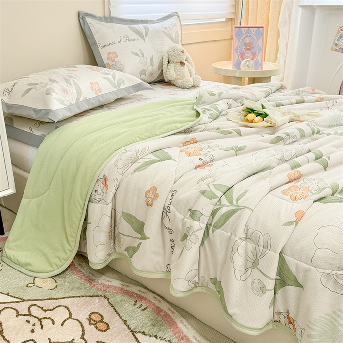 91家纺网 家纺一手货源 找家纺 沐慕 2024新款小清新华夫格印花冰藤夏被四件套 华夫格-森系小兔