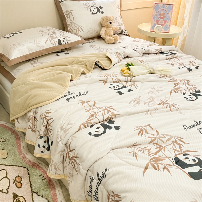 91家纺网 家纺一手货源 找家纺 沐慕 2024新款小清新华夫格印花冰藤夏被四件套 华夫格-竹子熊猫棕