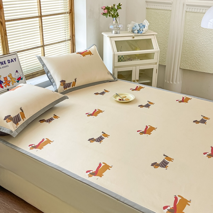 91家纺网 家纺一手货源 找家纺 栩裕纺织 2024新款数码印花1200D碳光牛奶冰丝席 条纹狗