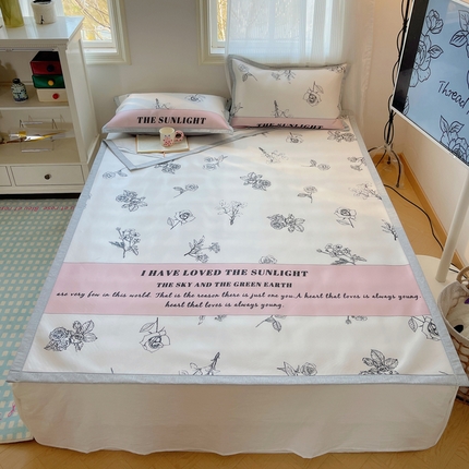 91家纺网 家纺一手货源 找家纺 （总）顾里家纺 2024新款韩式Chic风牛奶丝碳光凉席