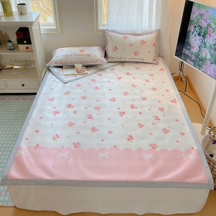 91家纺网 家纺一手货源 找家纺 （总）顾里家纺 2024新款韩式Chic风牛奶丝碳光凉席