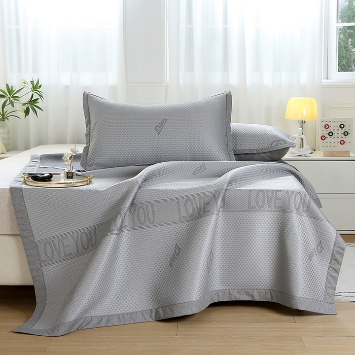 91家纺网 家纺一手货源 找家纺 青雅席业 2025新款抗菌提花凉感丝豆豆席-玫瑰花语系列 玫瑰花语-灰