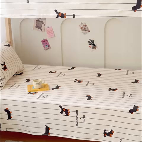 91家纺网 家纺一手货源 找家纺 金丝鸟 2024新款学生款A类全棉老粗布床单 条纹狗