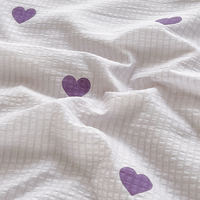 91家纺网 家纺一手货源 找家纺 富之航 2024新款时尚舒适泡泡棉夏被四件套紫爱心
