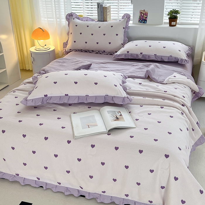 91家纺网 家纺一手货源 找家纺 富之航 2024新款时尚舒适泡泡棉夏被四件套紫爱心