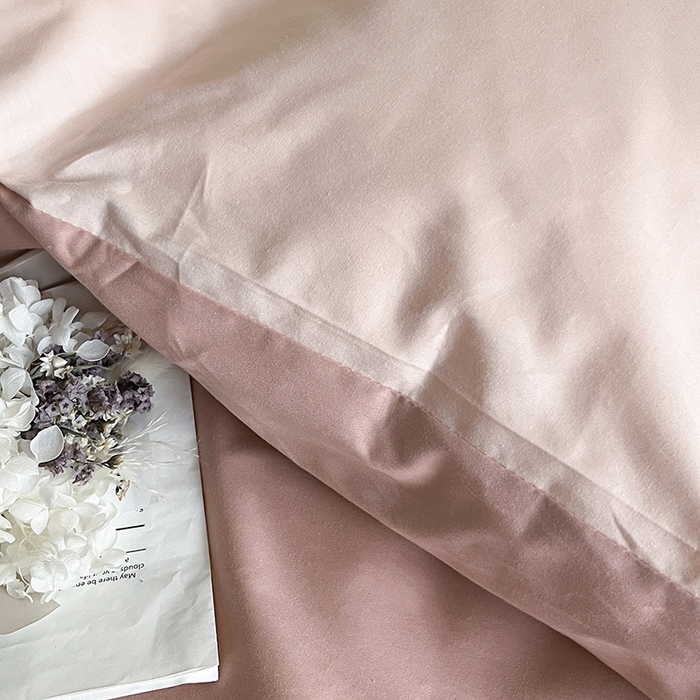 91家纺网 家纺一手货源 找家纺 澳梵2024新款60s全棉纯色单品被套 蜜豆粉-白桃粉