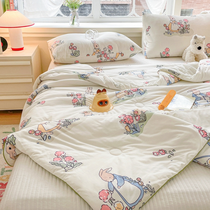 91家纺网 家纺一手货源 找家纺 沐慕 2024新款小清新加厚亲肤针织棉夏被 花丛兔