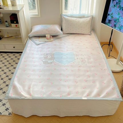 91家纺网 家纺一手货源 找家纺 （总）顾里家纺 2024新款韩式Chic风牛奶丝碳光凉席