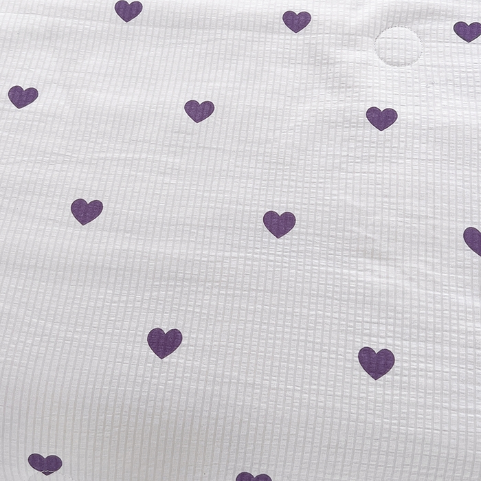 91家纺网 家纺一手货源 找家纺 富之航 2024新款时尚舒适泡泡棉夏被四件套紫爱心