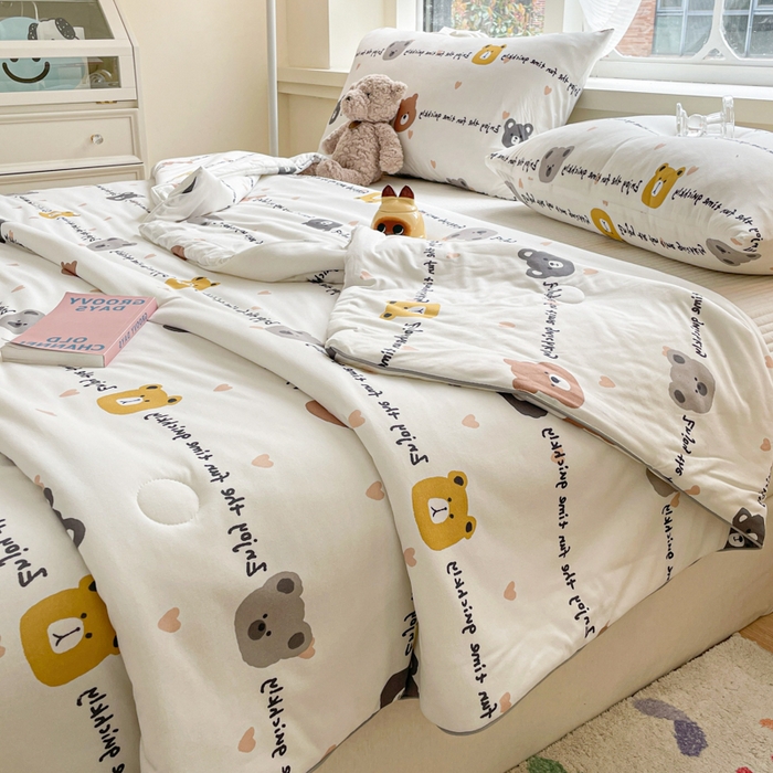 91家纺网 家纺一手货源 找家纺 沐慕 2024新款小清新加厚亲肤针织棉夏被 萌萌熊