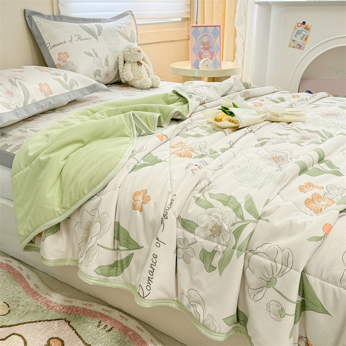 91家纺网 家纺一手货源 找家纺 沐慕 2024新款小清新华夫格印花冰藤夏被四件套 华夫格-森系小兔