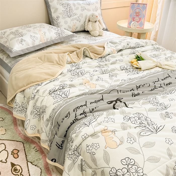 91家纺网 家纺一手货源 找家纺 沐慕 2024新款小清新华夫格印花冰藤夏被四件套 华夫格-秘境花园