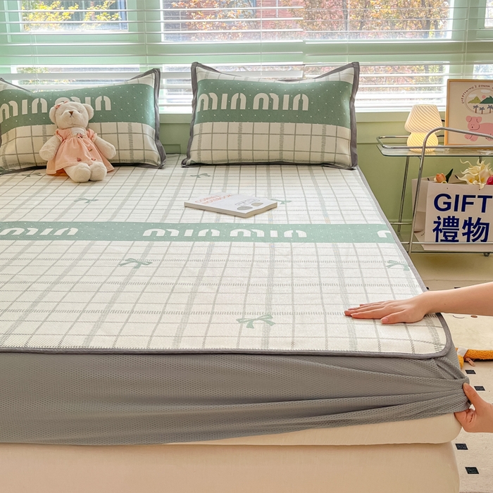 91家纺网 家纺一手货源 找家纺 沐慕 2024新款小清新印花冰藤床笠系列 床笠-蝴蝶结绿