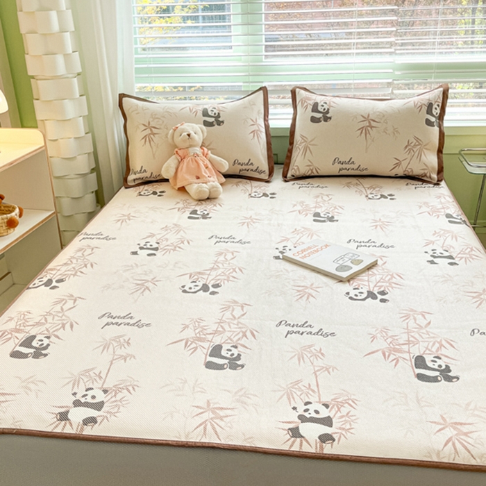 91家纺网 家纺一手货源 找家纺 沐慕 2024新款小清新印花冰藤床笠系列 床笠-竹子熊猫