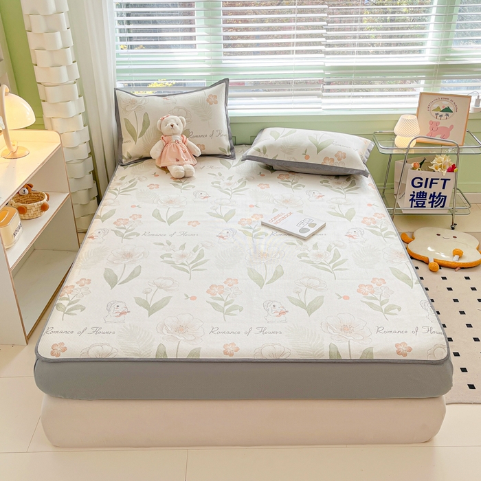 91家纺网 家纺一手货源 找家纺 沐慕 2024新款小清新印花冰藤床笠系列 床笠-森系小兔