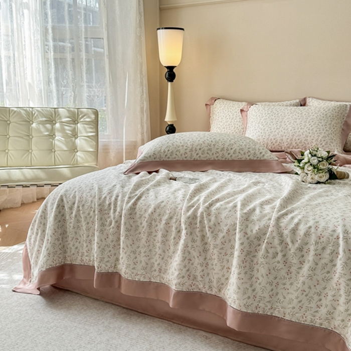 91家纺网 家纺一手货源 找家纺 若未2025新款法式莱赛尔天丝印花镂空夏被和夏被四件套 叶纷飞