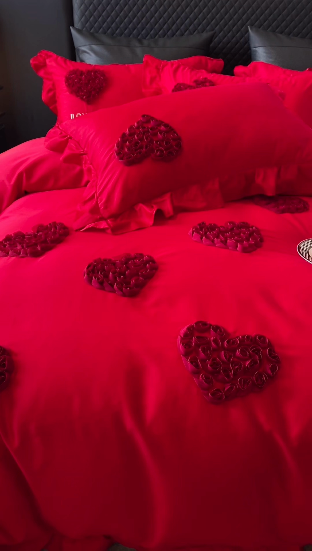 91家纺网 家纺一手货源 找家纺 优悦_新款磨毛婚庆3D立体绣花四件套 心里有你