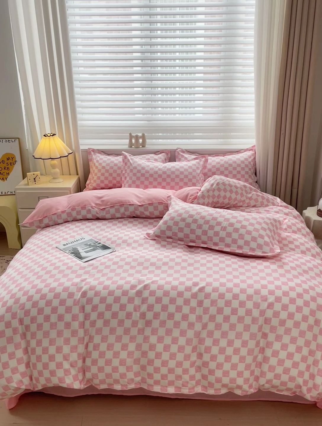 91家纺网 家纺一手货源 找家纺 楠沐家纺 2025新款亲肤柔软水洗棉磨毛四件套 棋盘格粉