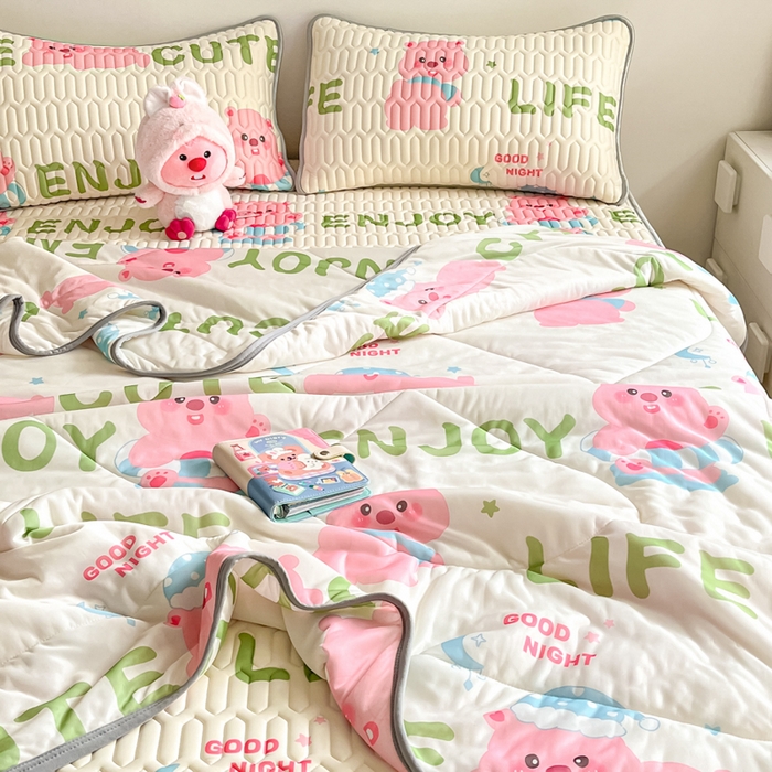 91家纺网 家纺一手货源 找家纺 沐慕 2024新款小清新凉感丝夏被四件套空调被夏季被芯 可爱粉猪