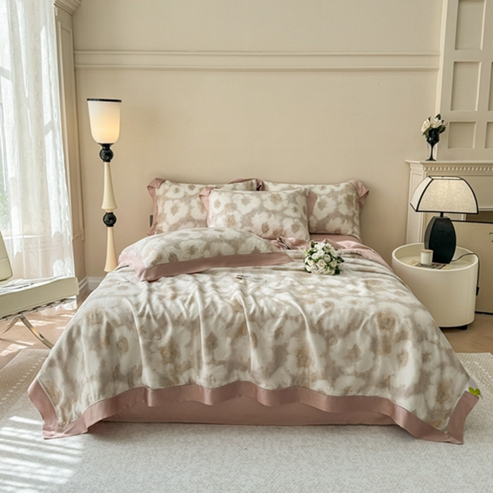 91家纺网 家纺一手货源 找家纺 若未2025新款法式莱赛尔天丝印花镂空夏被和夏被四件套 北海道花季