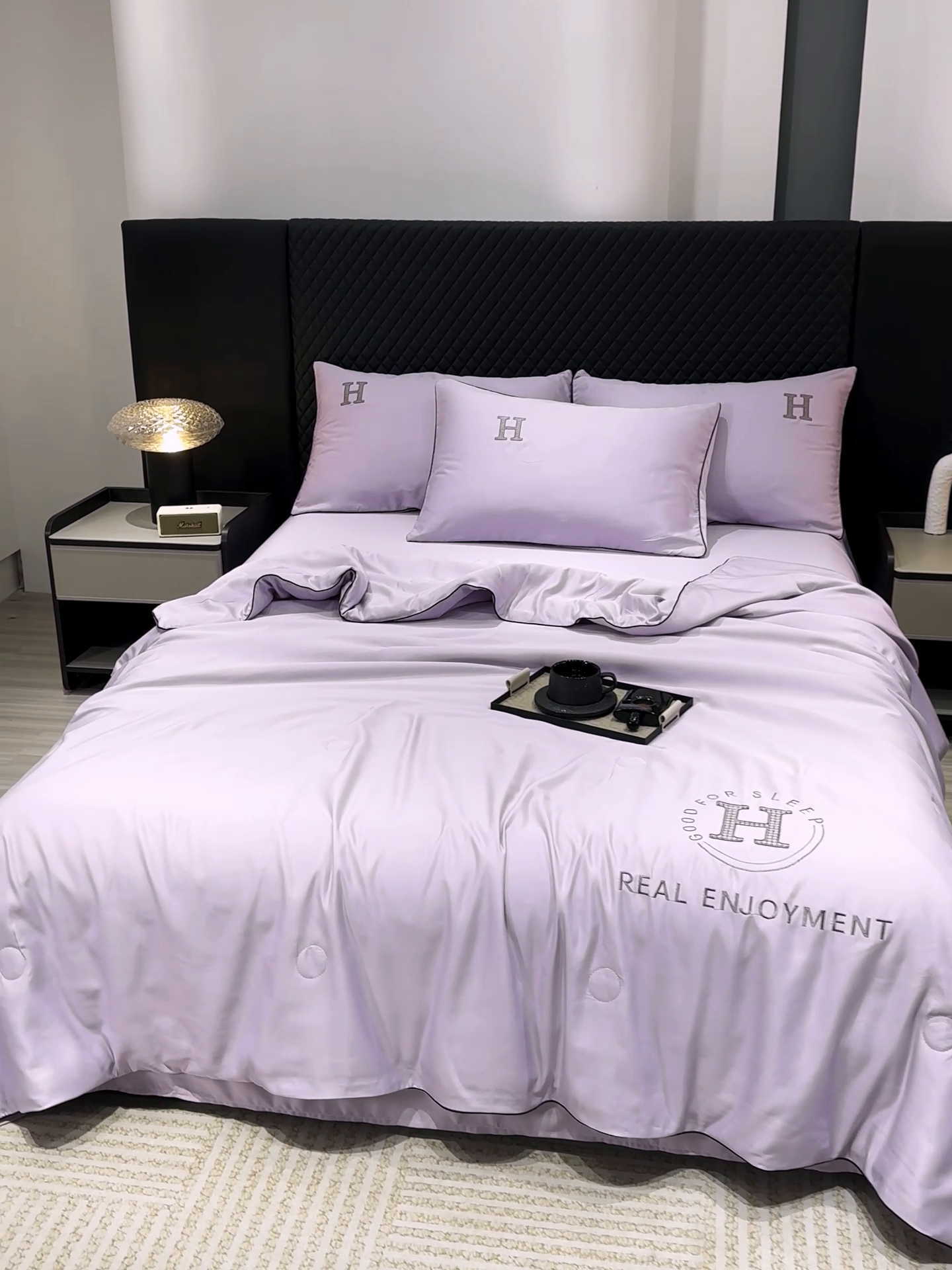 91家纺网 家纺一手货源 找家纺 星航家纺 2025新款轻奢夏被四件套晾感冰丝空调被水洗冰丝夏被 葡萄紫