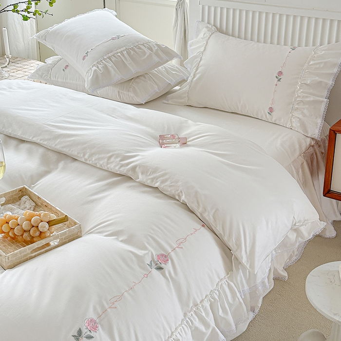 91家纺网 家纺一手货源 找家纺 亲亲公主 2025新款亲肤舒适全棉绣花公主风四件套-彩色玫瑰 珍珠白