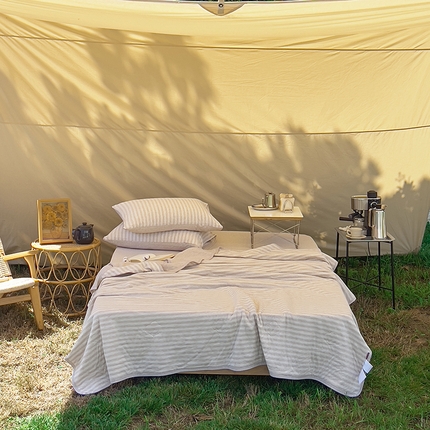 91家纺网 家纺一手货源 找家纺 简煦家居 2025新款可水洗全棉棉花被子夏季家用空调被芯 浅咖中条