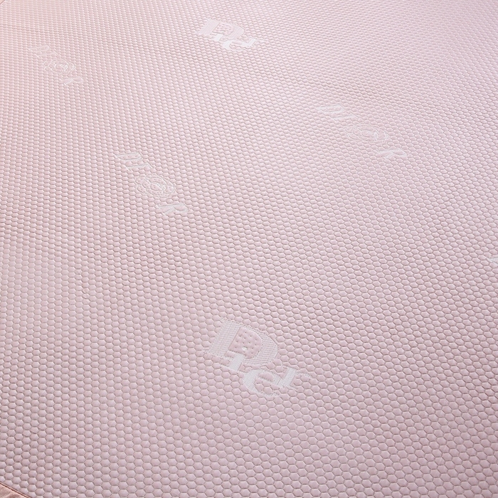 91家纺网 家纺一手货源 找家纺 青雅 2025新款凉感因子凉豆豆凉席 字母-粉