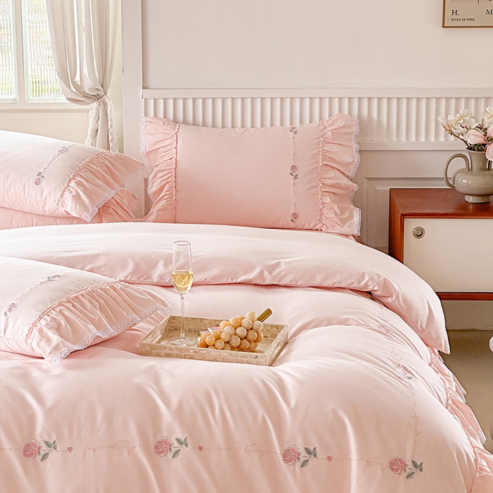 91家纺网 家纺一手货源 找家纺 亲亲公主 2025新款亲肤舒适全棉绣花公主风四件套-彩色玫瑰 美人玉