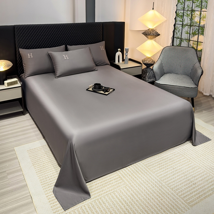 91家纺网 家纺一手货源 找家纺 星航家纺 2025新款轻奢夏被四件套晾感冰丝空调被水洗冰丝夏被 深灰