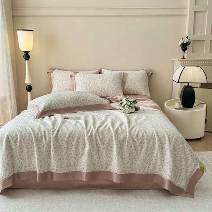 91家纺网 家纺一手货源 找家纺 若未2025新款法式莱赛尔天丝印花镂空夏被和夏被四件套 叶纷飞