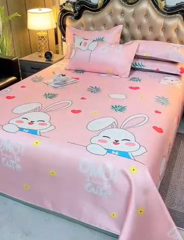 91家纺网 家纺一手货源 找家纺 梵克保罗 2024新款印花冰丝凉席套件-系列一 欢乐兔