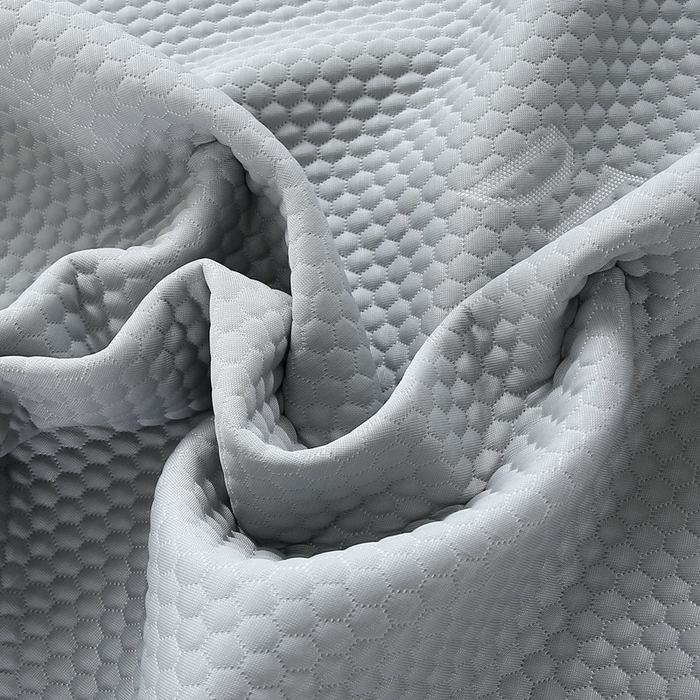 91家纺网 家纺一手货源 找家纺 青雅 2025新款凉感因子凉豆豆凉席 字母-灰