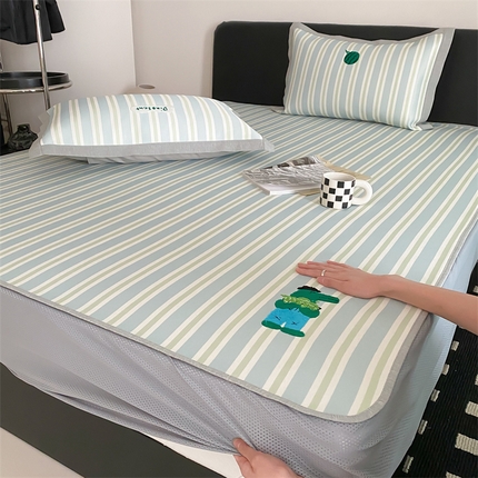 91家纺网 家纺一手货源 找家纺 三味舒屋2025新款凉感抗菌防螨毛巾绣印花冰丝养生席（新升级7A抗菌）床笠款 尼罗鳄