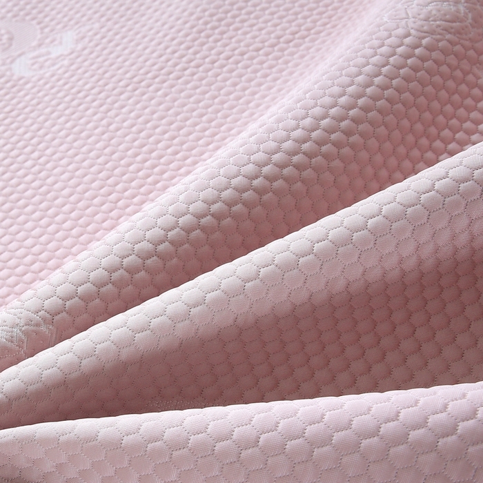 91家纺网 家纺一手货源 找家纺 青雅 2025新款凉感因子凉豆豆凉席 字母-粉