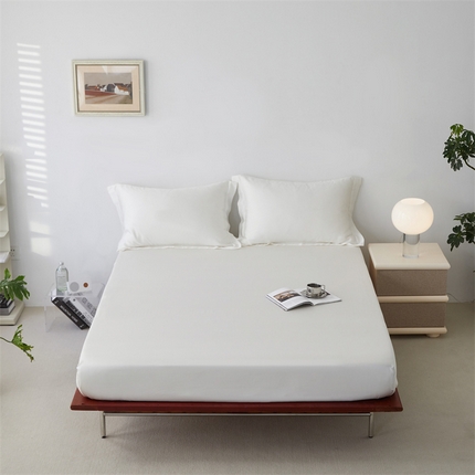 91家纺网 家纺一手货源 找家纺 ROZ home 蕊姿家居 2024新款亲肤舒适60支兰精天丝单床笠 古董白