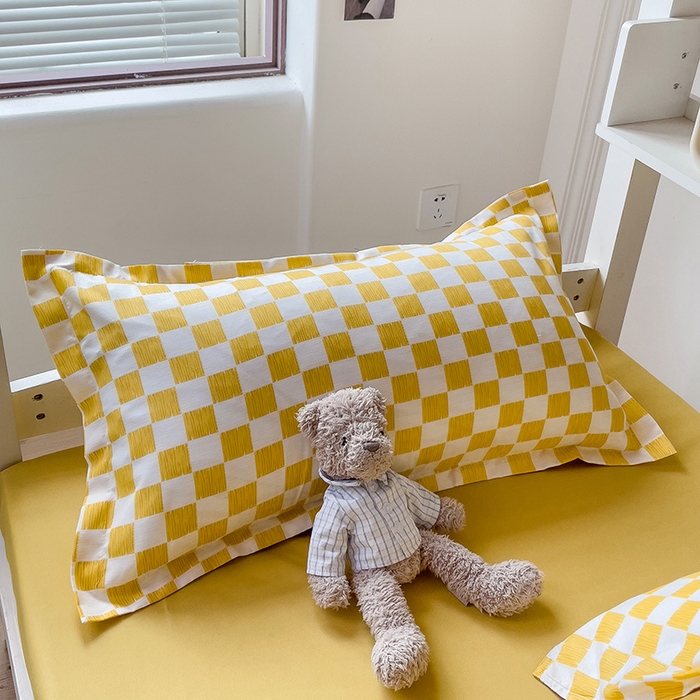 91家纺网 家纺一手货源 找家纺 楠沐家纺 2025新款无印风亲肤柔软水洗棉磨毛学生床四件套 棋盘格黄