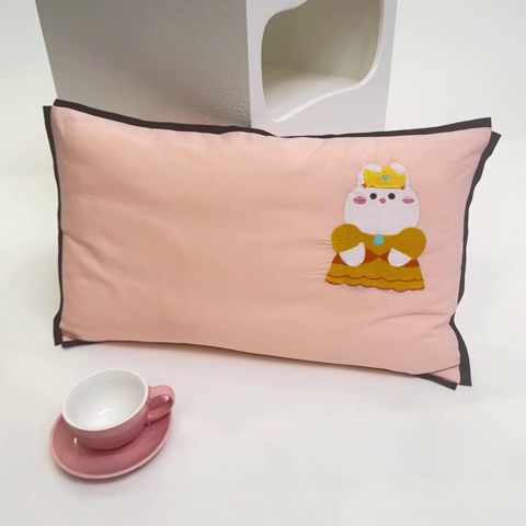 91家纺网 家纺一手货源 找家纺 喜多兔儿童家纺 2024新款高精密纯棉水洗棉枕套 粉色小兔子