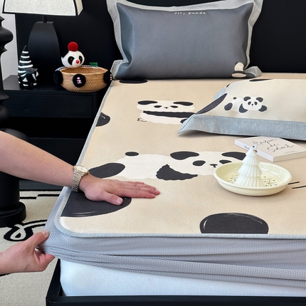 91家纺网 家纺一手货源 找家纺 （总）JUICY 橘滋家纺 2024新款A类数码印花抑菌冰丝床席款床笠款软凉席套件