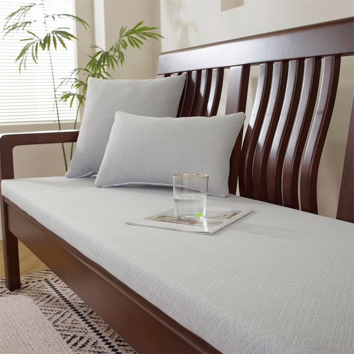 91家纺网 家纺一手货源 找家纺 共鸣沙发垫 2024新款50D高密度高回弹四季款海绵沙发垫 回形格灰色